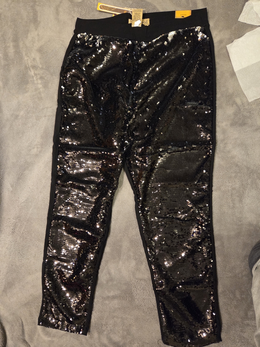 Hybrid & company Black Folded Leggings with Brand Tags